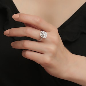 14K White Gold Baguette Diamond Ring: 0.54 CTW, E-F SI Clarity