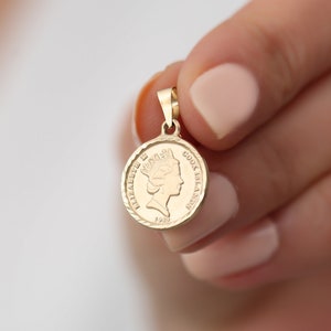 14K Solid Gold Queen Elizabeth Coin Pendant (Medium Size) / Embossed Coin Pendant / Pressed Coin Pendant