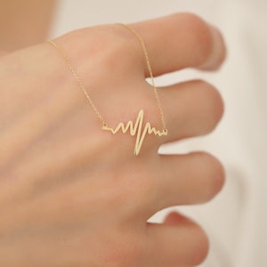 14K Solid Gold Rhythm Necklace / Heartbeat Necklace