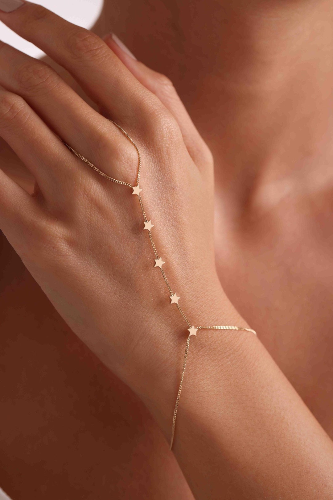 Star Hand Chain 14K Solid Gold Star Hand Chain Bracelet / Stars Finger Bracelet ...