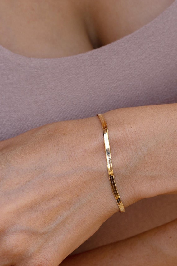 14K Solid Gold Herringbone Bracelet / Snake Chain Bracelet in 14 Solid Gold / Gift for Her / Mothers Day Gift / Minimalist Jewelry /