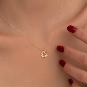 14K Solid Gold Tiny Sun Necklace / Minimal Designed Summer Necklace