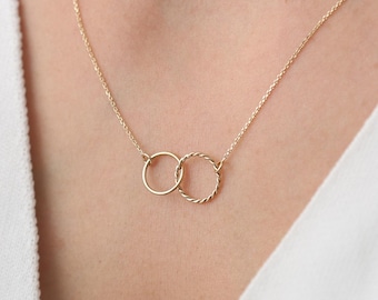 14k Solid Gold İnterlocking Ring Necklace/ Dainty Necklace / Gold Chain Necklace / /Gift For Her