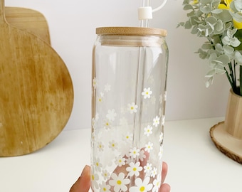 Daisy Flower Glass Tumbler: 20oz Iced Coffee Cup with Bamboo Lid