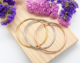 Smooth bangle bracelet in golden silver stainless steel rose gold personalized charm gift idea for women mom godmother grandmothers mistress