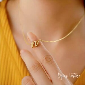 Collar de letras, lindo collar inicial en cursiva, collar de alfabeto, collar personalizado, regalo de cumpleaños, joyería de mejor amiga de las mujeres