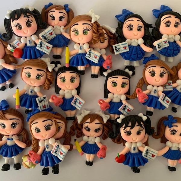 Muñecas escolares de porcelana fría