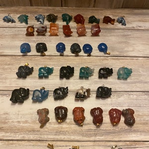 Mini Carved Animal Pendants Crystal Chakra Healing Protection Necklace