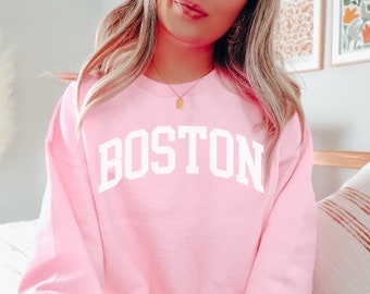 Boston Crew Neck Sweatshirt, Trendy Vintage Varsity Aesthetic, Boston Fan Crewneck, Travel Souvenir, Boston College Student Gift