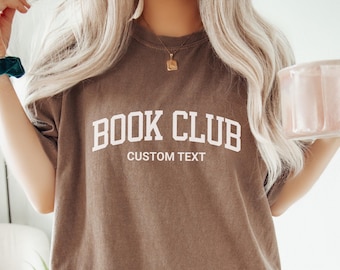 Camiseta personalizada del club de lectura: Comfort Colors® Bookish Tee