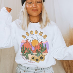 Sedona Sweatshirt, Girls Trip, Bachelorette Party, Desert Vibes, Arizona Crewneck, Sedona Theme, Bride Bridesmaid Gift, Retro Groovy Design