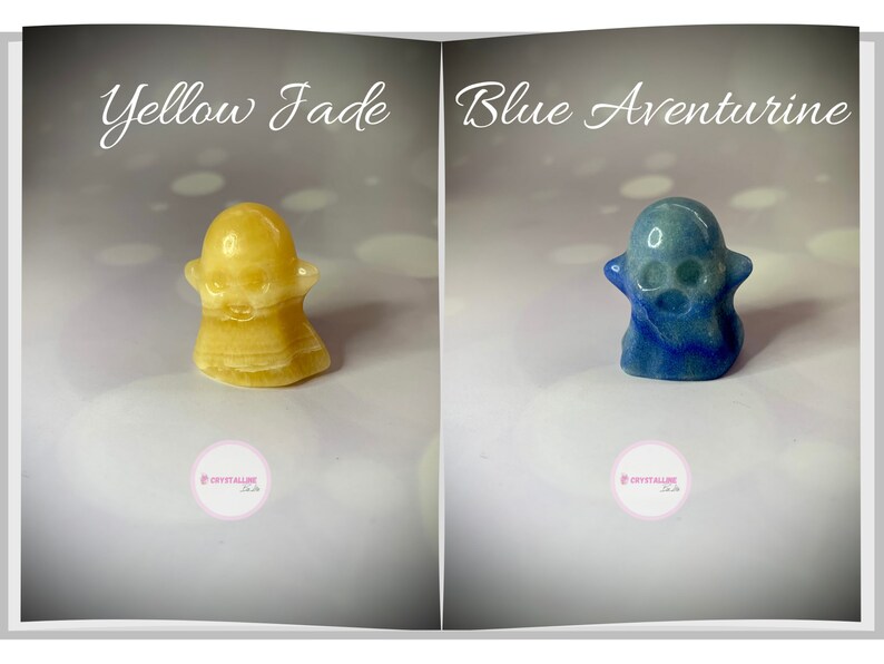 Peut inclure: Deux figurines de fant&ocirc;mes en pierres pr&eacute;cieuses. L'une est en jade jaune, l'autre en aventurine bleue. Le fant&ocirc;me jaune a une jupe &agrave; couches et un visage souriant. Le fant&ocirc;me bleu a un design similaire. Le texte "Yellow Jade" et "Blue Aventurine" sont au-dessus de chaque fant&ocirc;me.