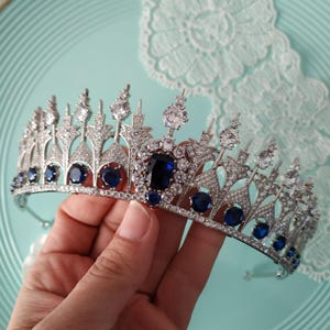 Etwas Blaue königliche Brautkrone, saphirblaue Prinzessin, die Tiara heiratet, Art-Deco-Hochzeitskrone, Diamant-Weinlese-Retro Braut Tiara