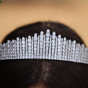 Queen Mary&#39;s Fringe Tiara Royal Tiara Replica Retro Silver Wedding Crown Diamond Headpiece Vintage Headband Diadem Art Deco Hair Accessories