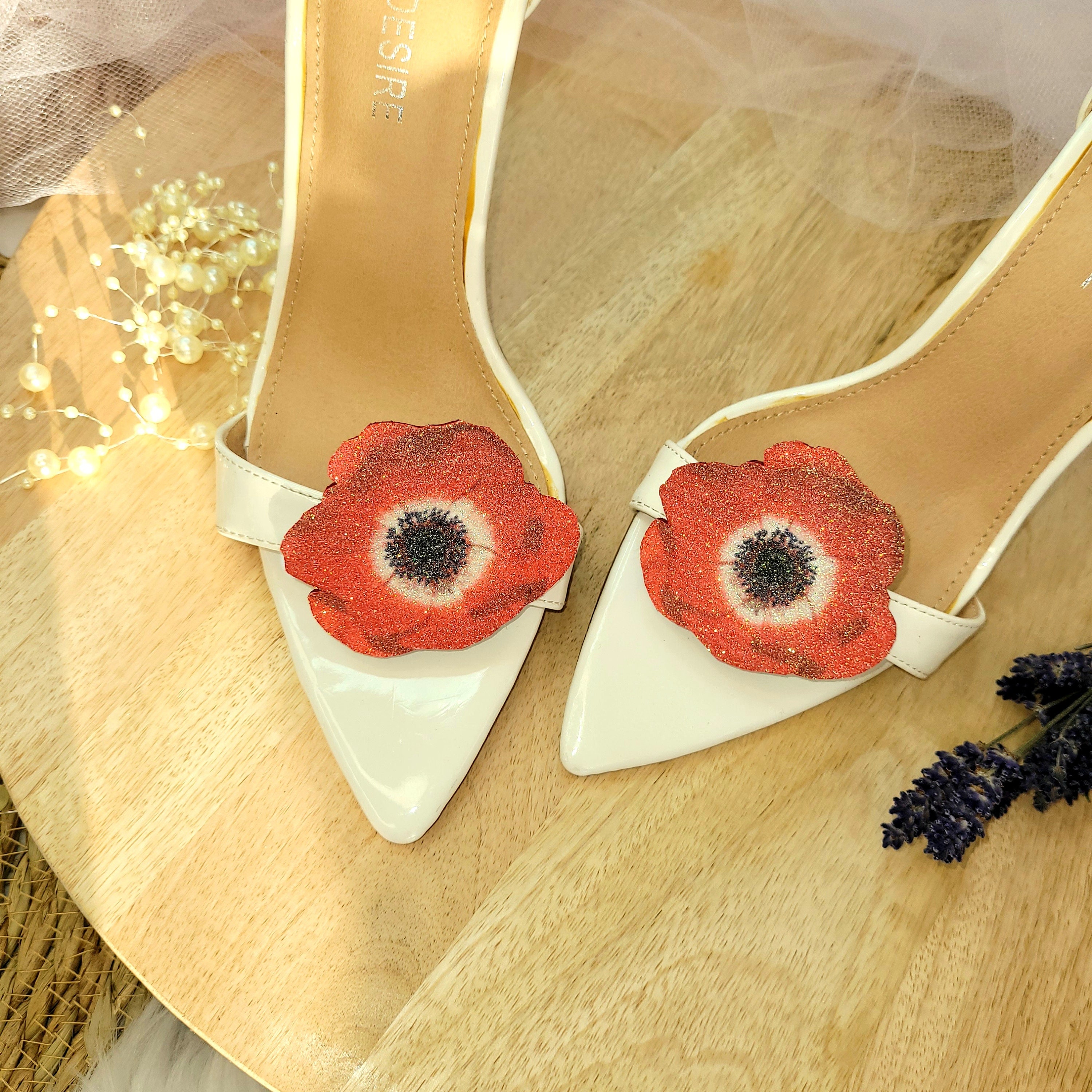 Red flower shop sandals