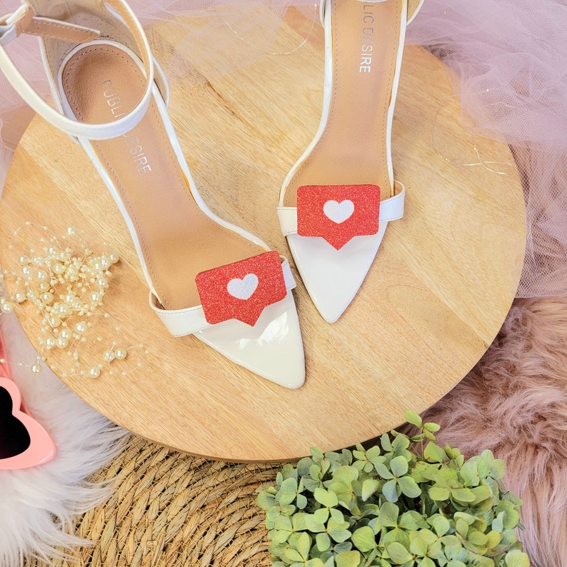 Valentinstagsgeschenk, Social Media Schuhclips, Valentinstagsgeschenk, Glitzerherz, Schuhclips, Herz Schuhclips, Rockabilly Love, Hochzeitsschuh Bild 5