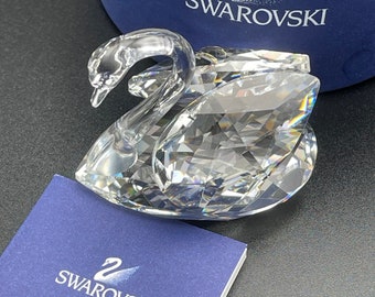 Swarovski Crystal Swan medium size — Mint w/ Original Box