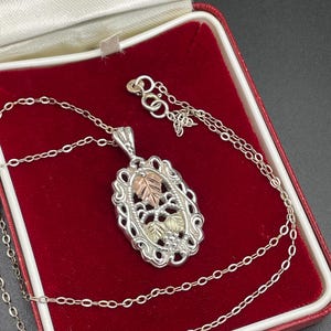 Vintage Solid Gold Leafs and Solid Silver Black Hills America Pendant Rose Gold Yellow Gold Hallmarked Ornate Ladies Birthday Wedding 80s