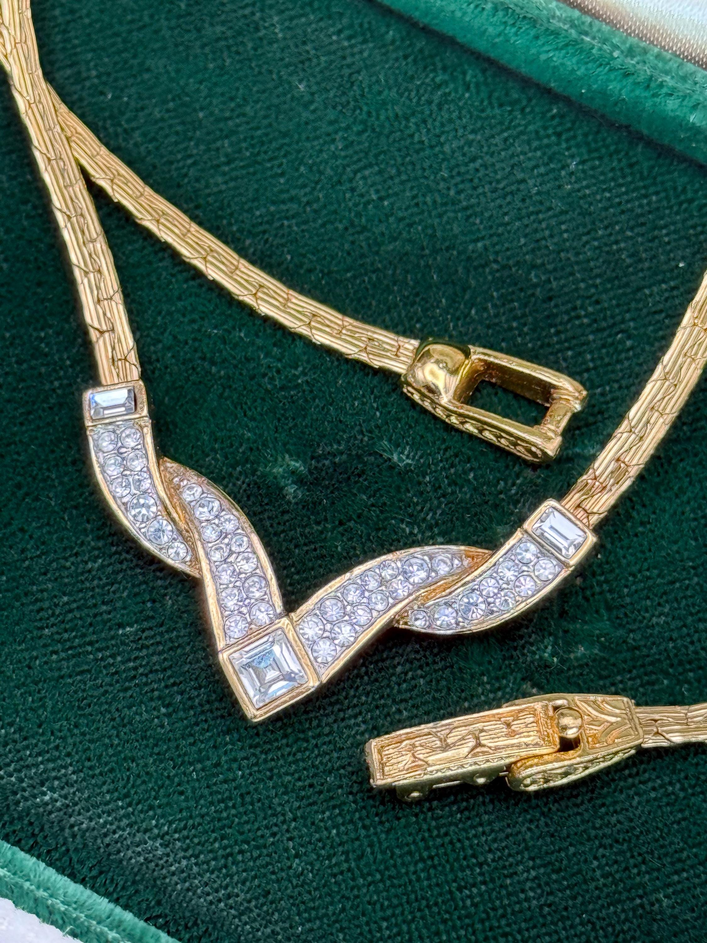 Vintage Atwood & Sawyer Rhinestone Choker Necklace: Gold Tone
