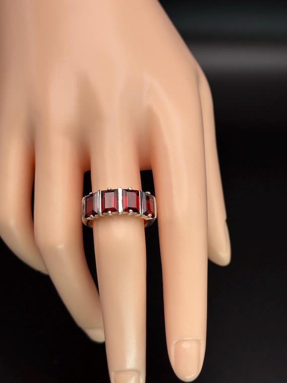 Vintage Garnet Gems Solid Sterling Silver ring Fo… - image 8