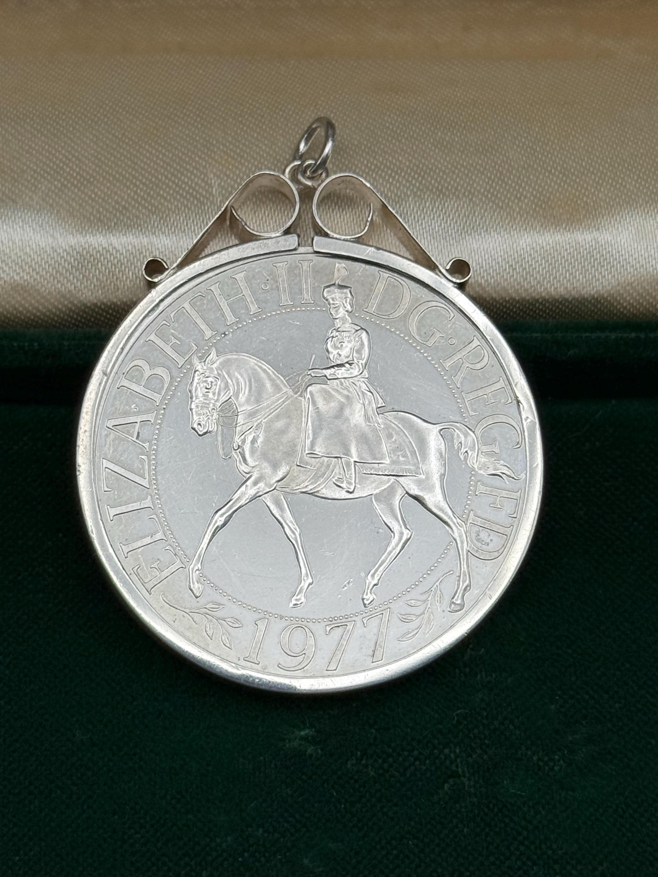1977 イギリス 25ペンス銀貨 シルバージュビリー NGC コイン 1977年 