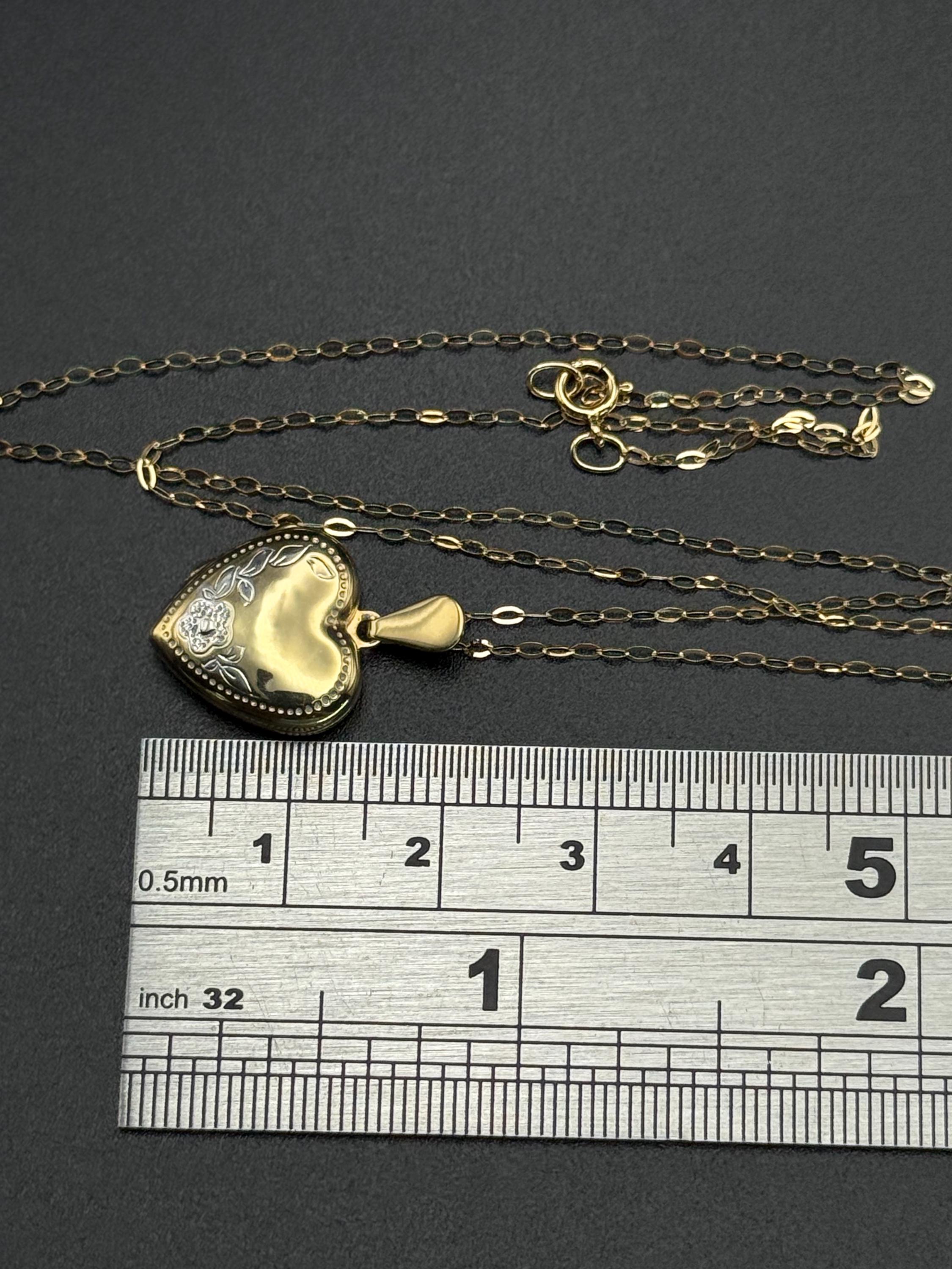 ヴィンテージ 9金 フォトペンダント ヴィンテージ9金ゴールド花柄ロケットネックレス、ダブルフォト装飾