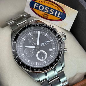 Vintage Fossil Men’s Wrist watch 10 ATM  All Stainless Large size Dial Calendar Chronograph Tachymeter Switzerland