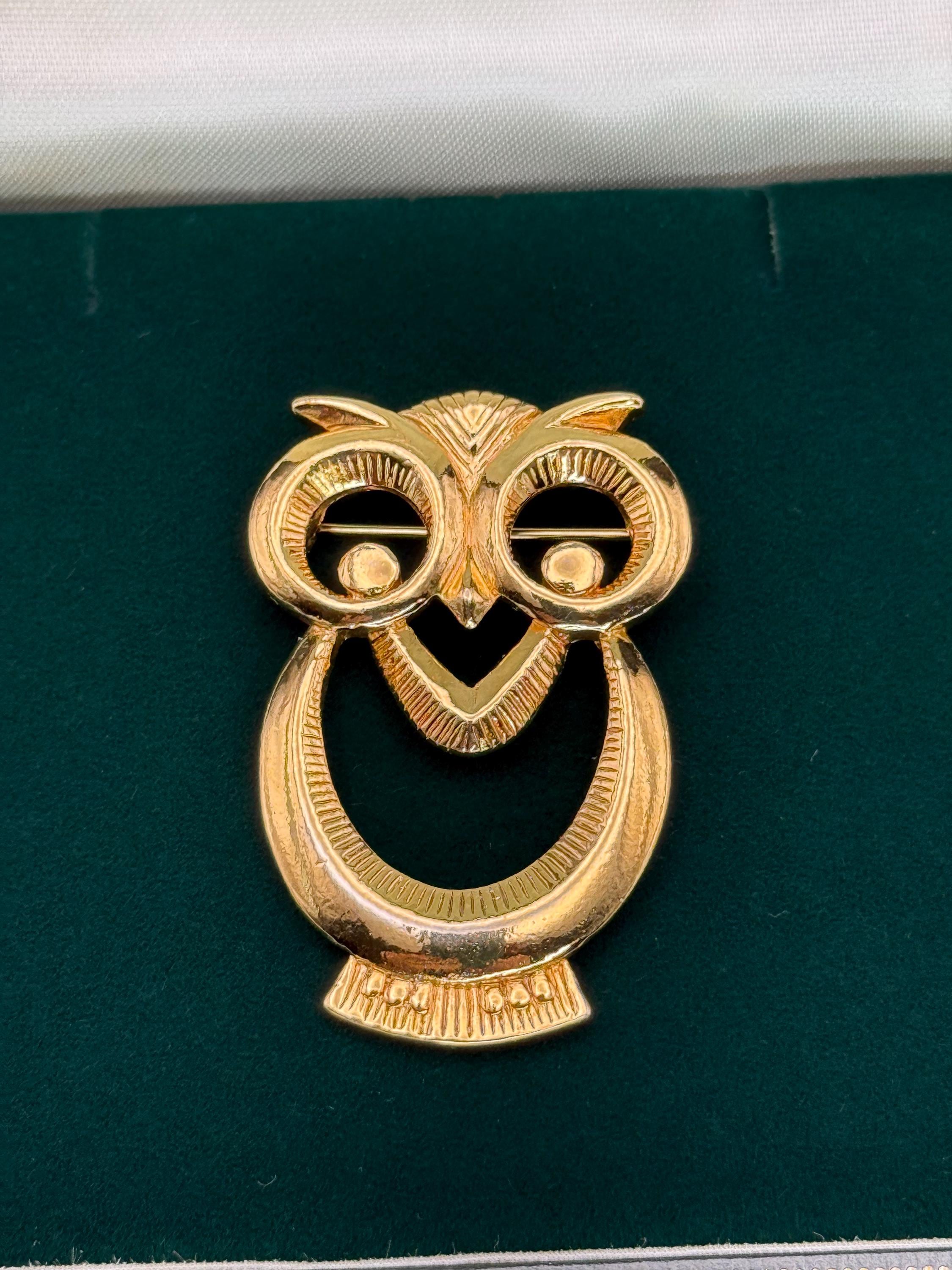 Owl brooch Figural Gold tone For women Gift for her Mother Valentines gift Christmas