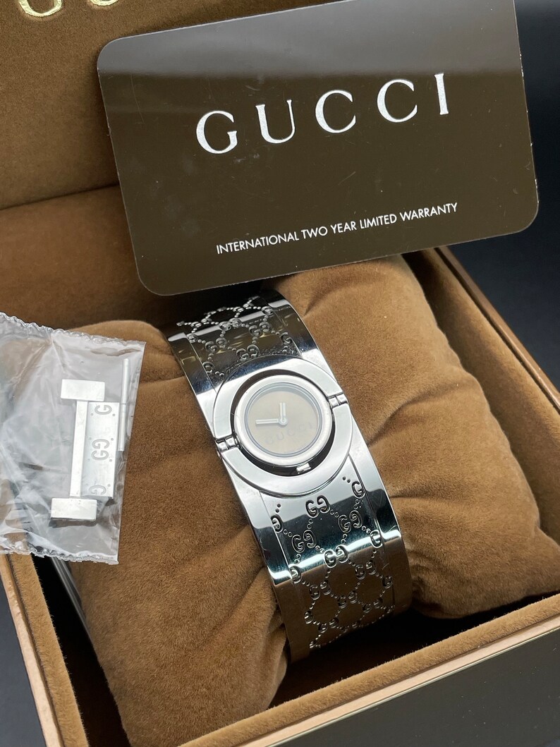 Vintage Gucci Twirl Gold Spinning Dial Watch for Women Ladies Silver