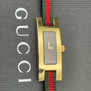Vintage authentiek Gucci-polshorloge verguld roestvrij staal Zwitserse makelij Niet bekrast Gecontroleerd onderhouden Zwitserland Perfecte staat