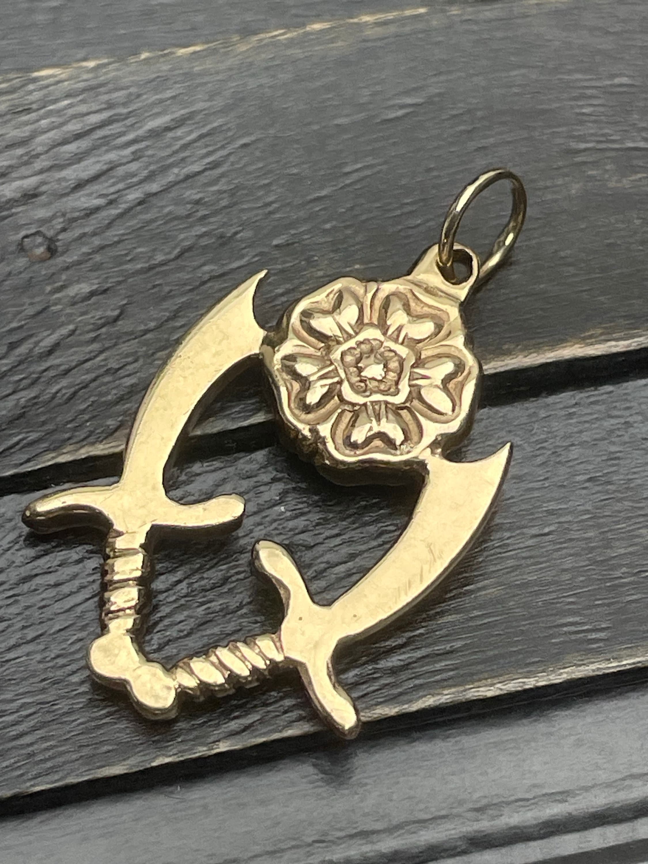 ZOLOTAS 花模様チャーム 文鎮 レア品 Vintage 9ct Gold charm Sheffield United symbol Gold Yorkshire