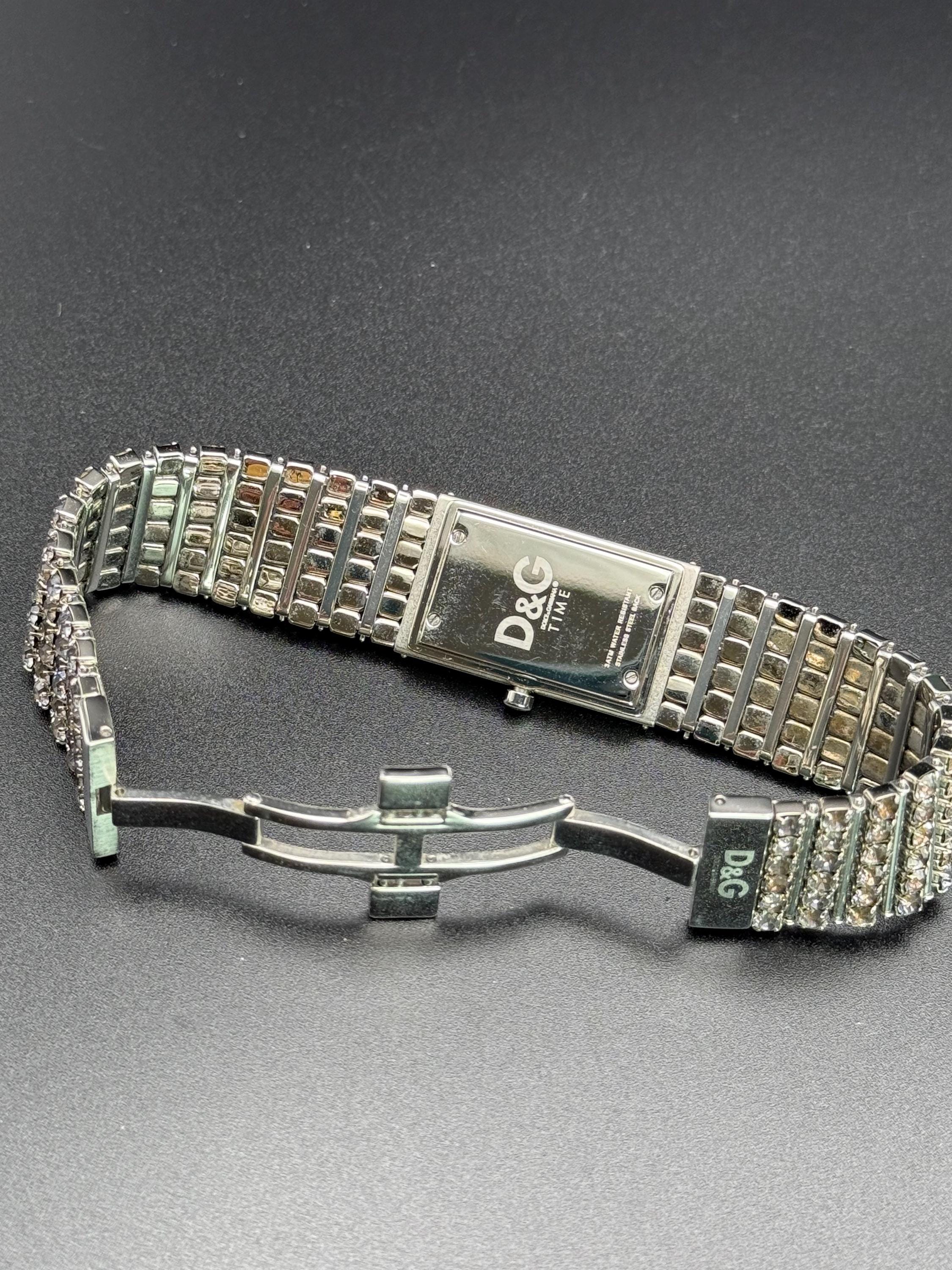 Vintage 90s D&G Silver Chain-Link Bracelet Watch with working battery Vintage Dolce & Gabbana Crystal Bracelet Watch, Silver-tone  main image 2