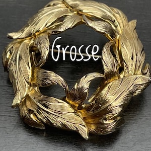 Vintage Grosse 1965 brooch Christian Dior For women Gold plated Signed Exellent condition Gift for women Gift for birthday Anniversary
