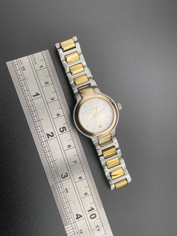 Vintage Gucci Ladies Watch, Gold Plated Stainless Steel  display picture 1