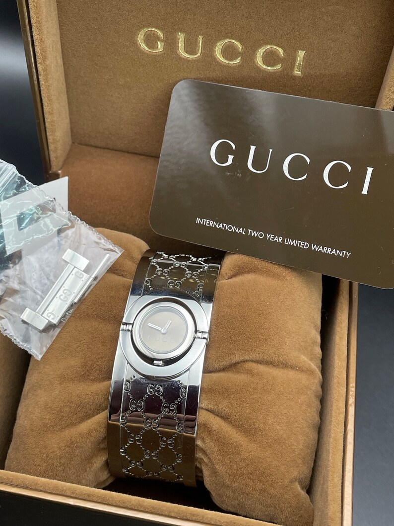 Vintage Gucci Twirl Gold Spinning Dial Watch for Women Ladies Silver