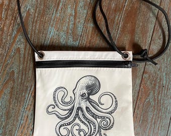 Kraken recycled sail bag