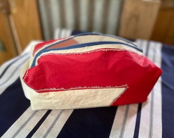 recycled SAIL Dopp kit bag red 7