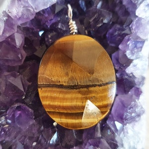 TIGER EYE PENDANT