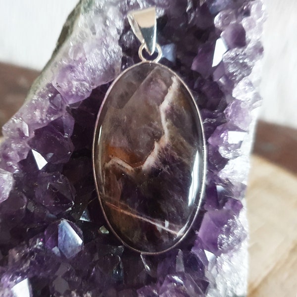 AMETHYST CHEVRON PENDANT