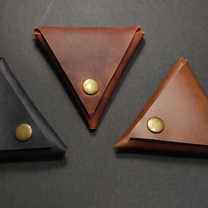 PDF Leather Patterns Templates Pinwheel Coin Purse, Triangle Coin Purse  Caracoda Leathercraft Magazine Issue 2 