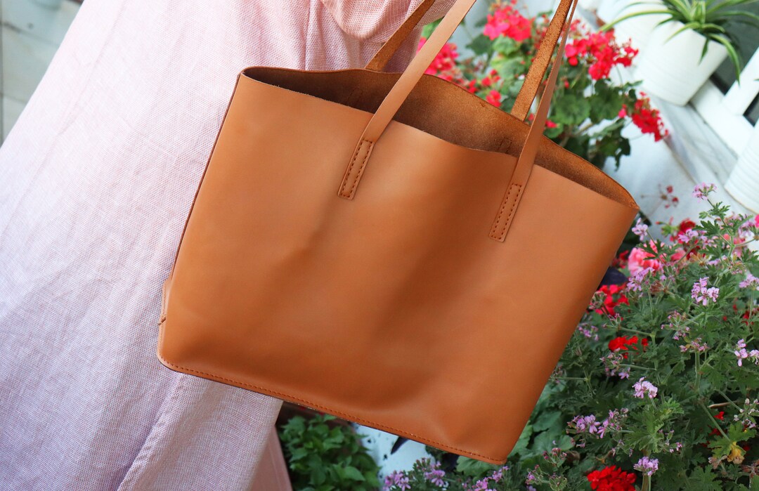 Pattern Print Totem Leather Tote Bag