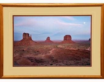 Monument Valley, Arizona. Photograph by David Fingerhut