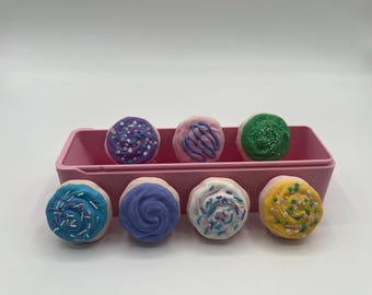 Cookie Pill Organizer– 7 Day Weekly Pill Box With Day/Night Compartments–Cute Travel Pill Case-Pill Organizer For Medicine & Vitamins