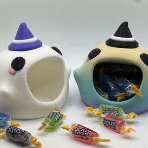 Ghost Candy Bowl – 3D Printed Halloween Catch-All Dish, Cute Ghost Decor, Halloween Candy Bowl, Trick or Treat Table Bowl,Cute Table Decor