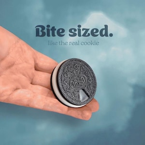 Oreo Pill Organizer: 7-Day Travel Pill Case