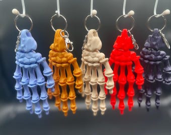 Articulating Skeleton Hand Keychain – 3D Printed Fidget Toy, Halloween Spooky Gift, Bone Hand Bag Charm