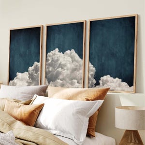 Dunkelblaue Schlafzimmer Wandkunst über dem Bett, Wolke Poster, 3er-Set Drucke, Zen über dem Bett Dekor, stimmungsvolles Schlafzimmer Dekor, beruhigende verträumte Kunst