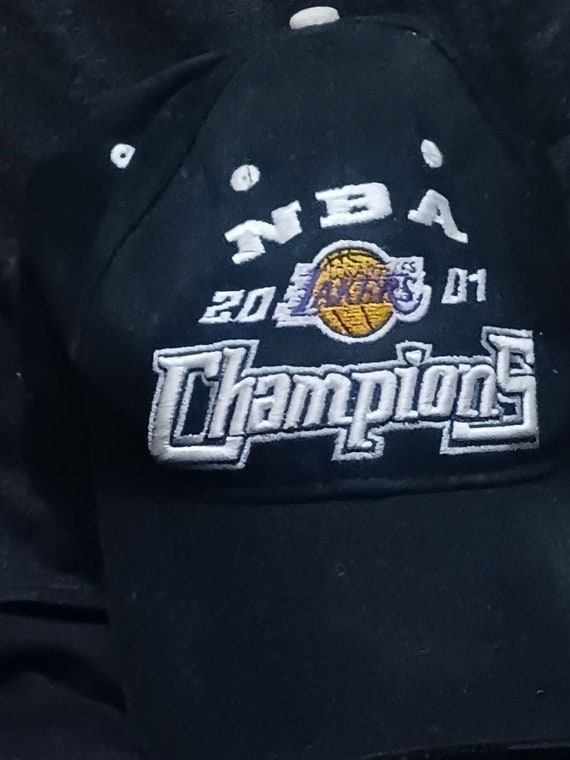 Vintage LAKERS 2001 NBA Champions hat