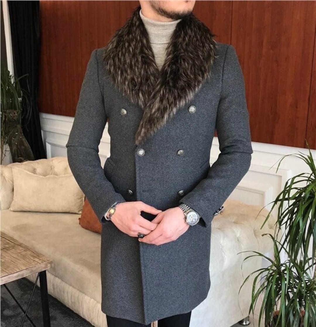 Men Italian Style Wool Overcoat With Fur Collar,custom Made Wool Overcoat for Men,men Military