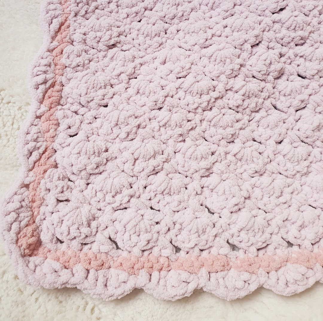 Pretty Pink Chenille Blanket main image 1